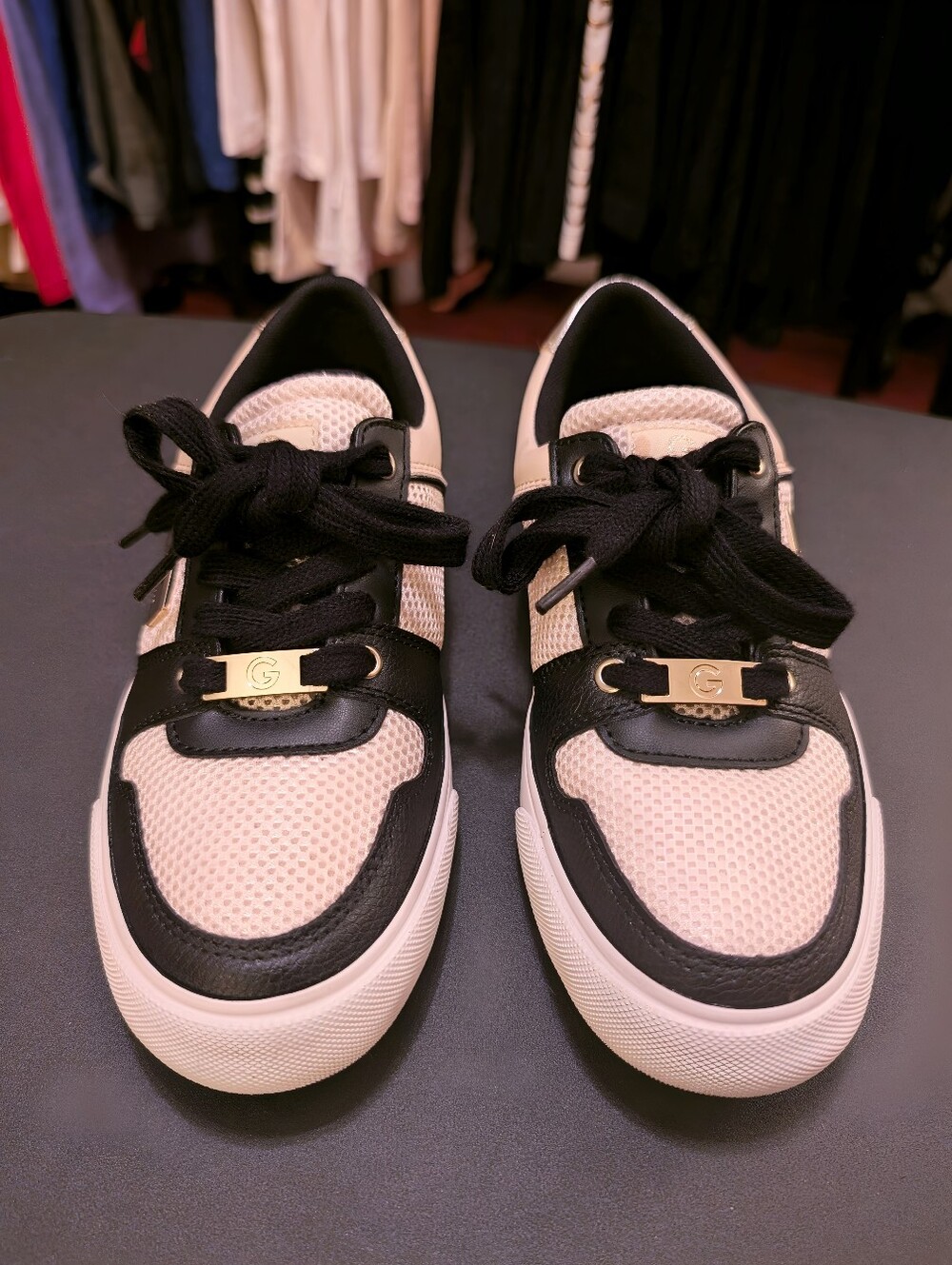 Guess Women's Black and Cream Low-Top Sneakers - Picture 3 of 8